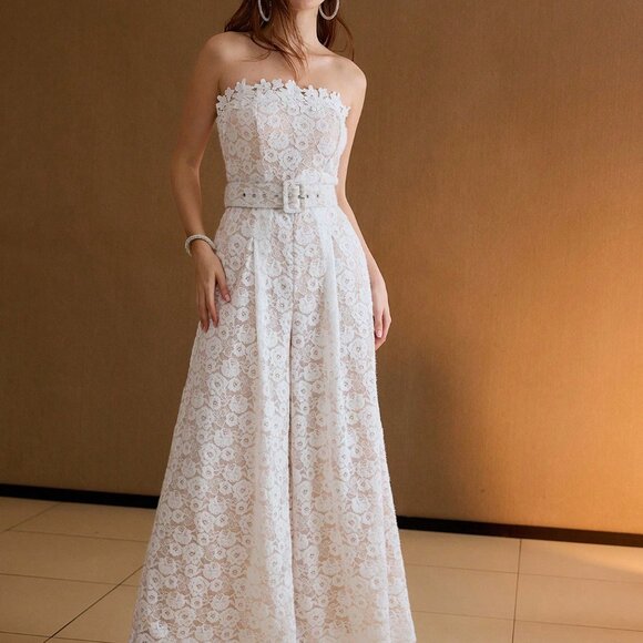 White Casual Women's Lace Fold Pleated Buckle Belted Strapless Jumpsuit - Picture 4 of 6